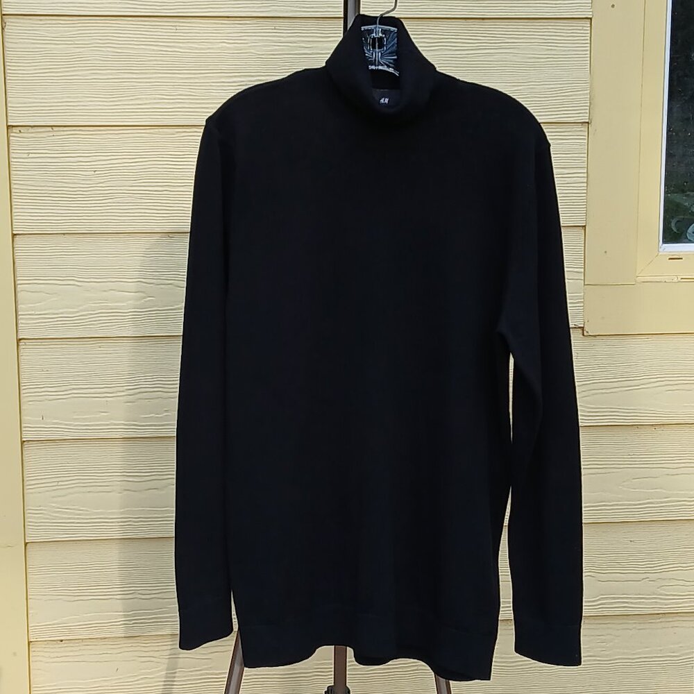 NWOT Black Classic H&M Coupe Etroite UNISEX 100% Cotton Turtleneck Sweater Sz M